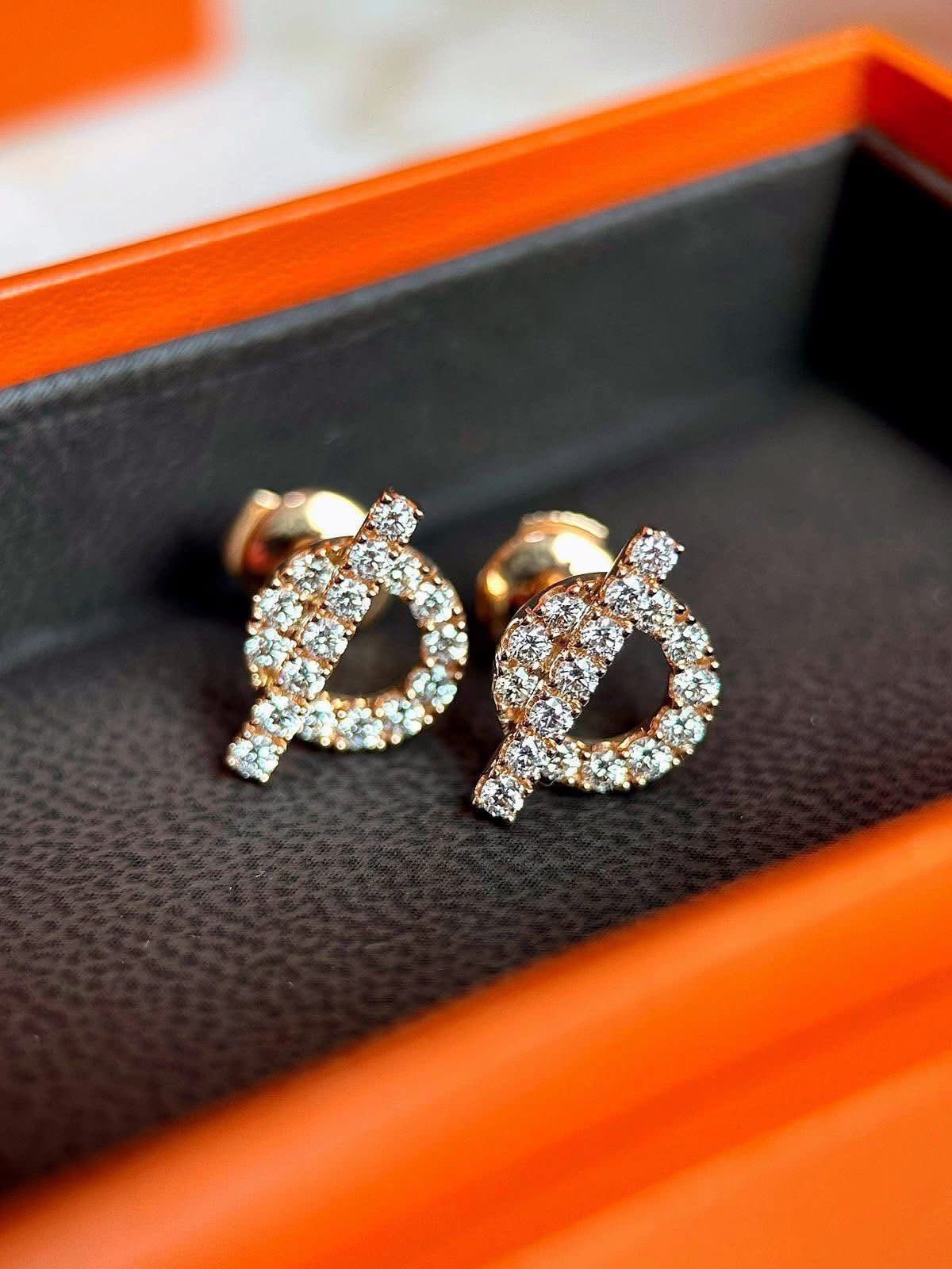 Finesse earrings