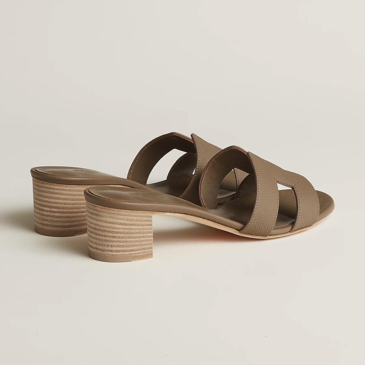 Oasis sandal Étoupe color