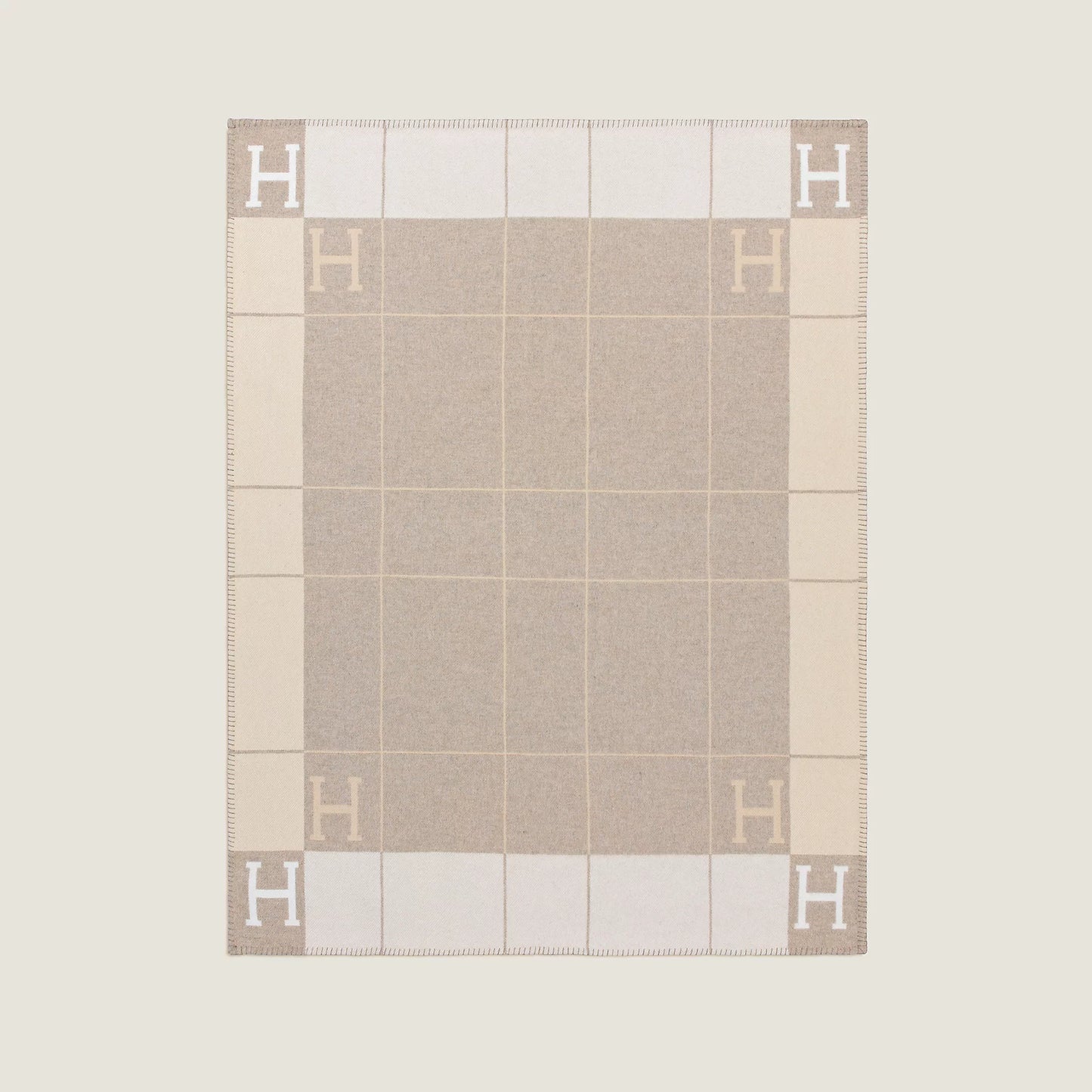 Avalon III throw blanket Coco / Camomille color
