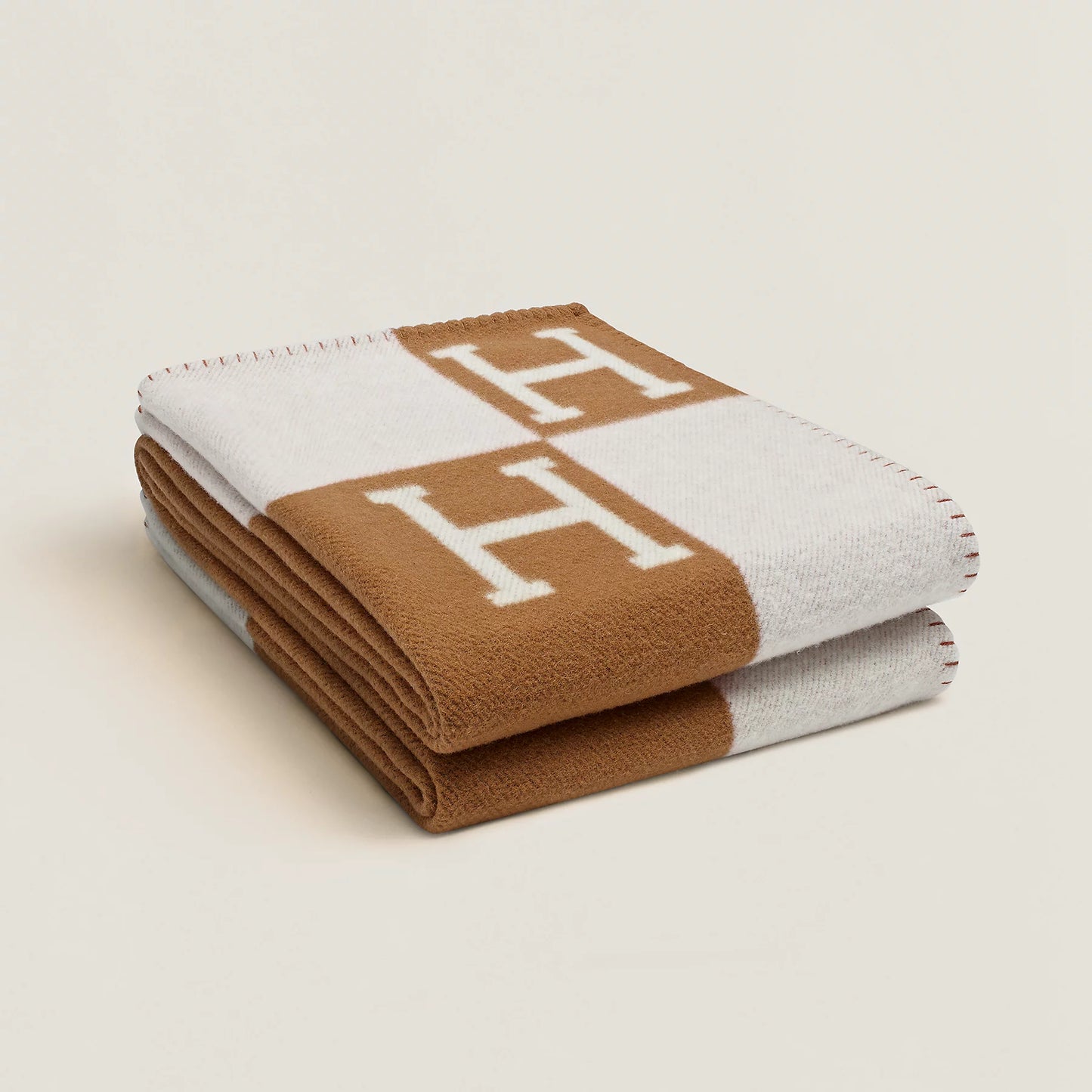 Avalon throw blanket Écru / Camel color
