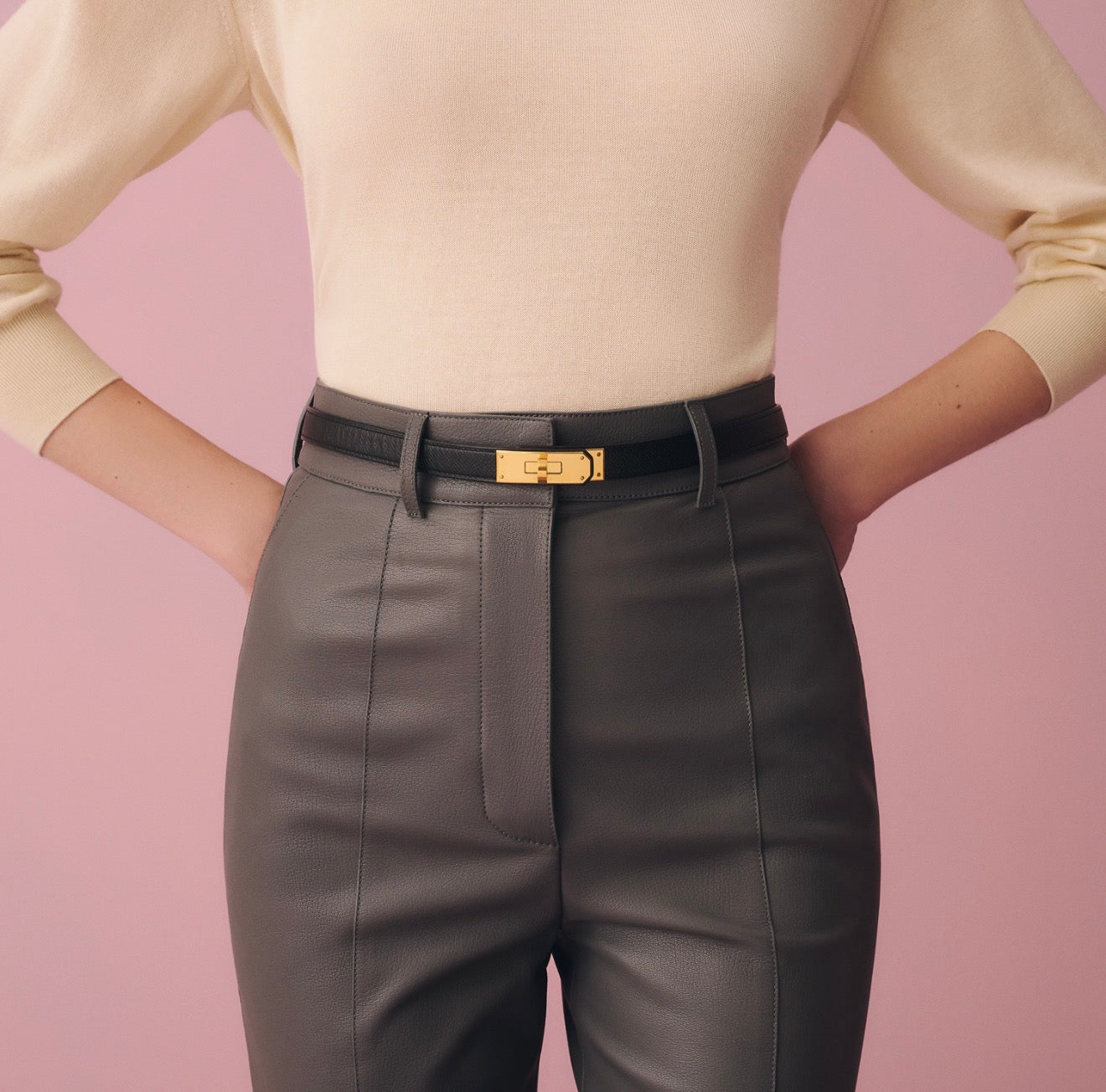 Kelly 18 belt Black color Yellow gold plated
